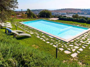 Plush Villa with Sauna bubble bath Pool in Scicli